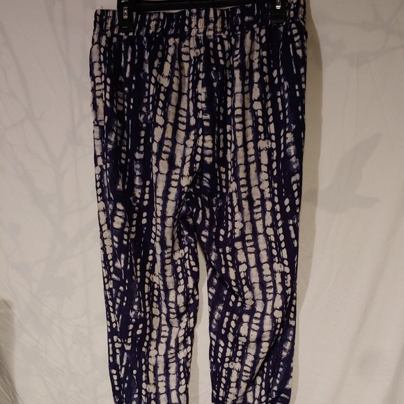 About a Girl Pants - Picture 4 of 6